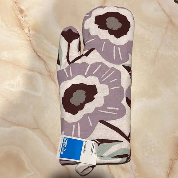NWT 3pc Modern Oven Mitts - Picture 3 of 5